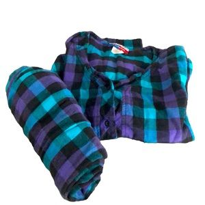 Willow Wear Women’s flannel pajama set